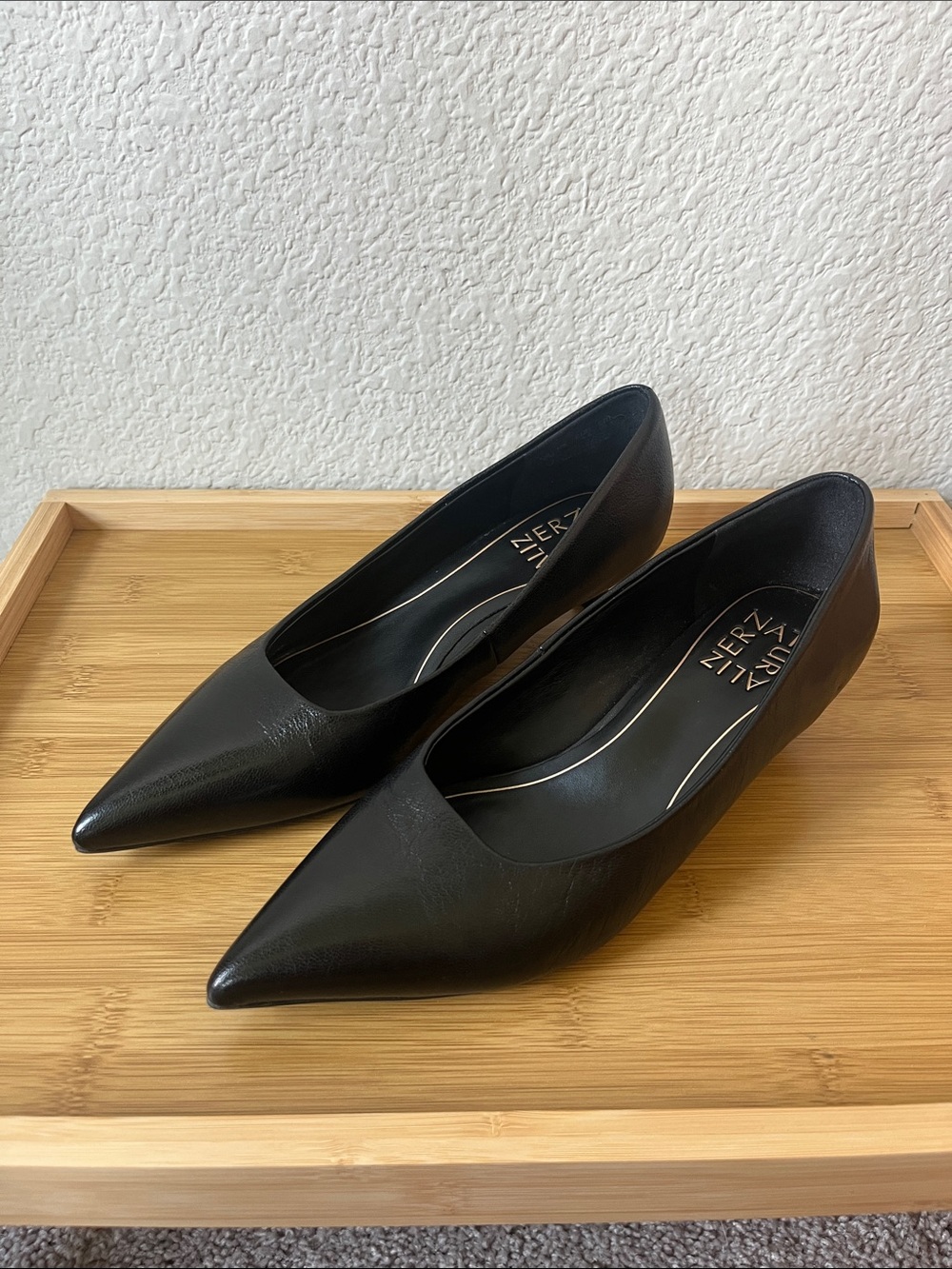 Naturalizer Black Pointed Toe Kitten Heels